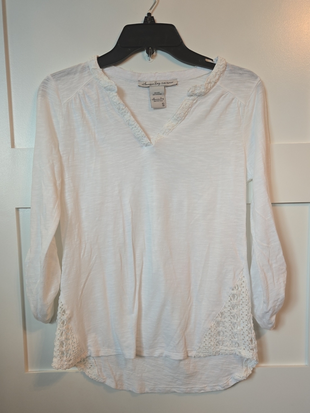 American Rag White Long Sleeve V-Neck Crochet-Trim Top Small